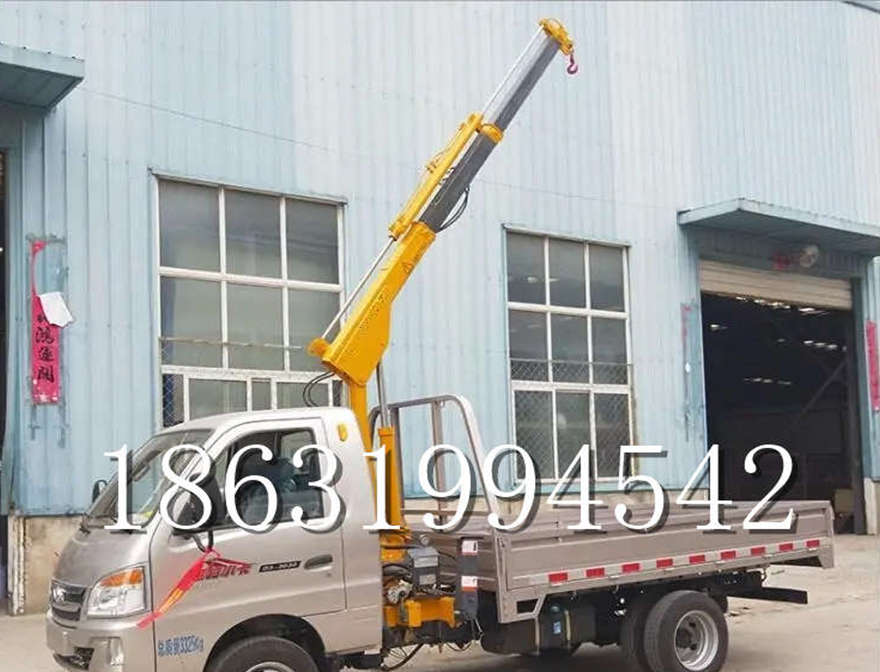 炎陵县车载吊机炎陵县附近移动起重机汽车液压吊臂那里有四不像随车吊5吨车载吊机